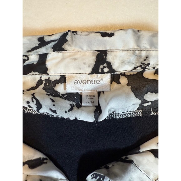 Avenue Women's Plus Size Black Knit Layered Look Long Sleeve Top - Picture 3 of 3